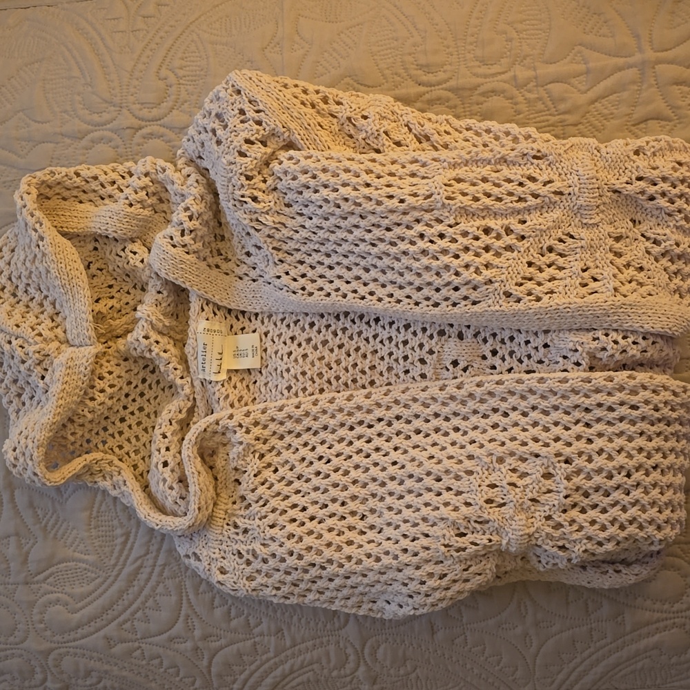 Chic Open-Front Cardigan in Cream